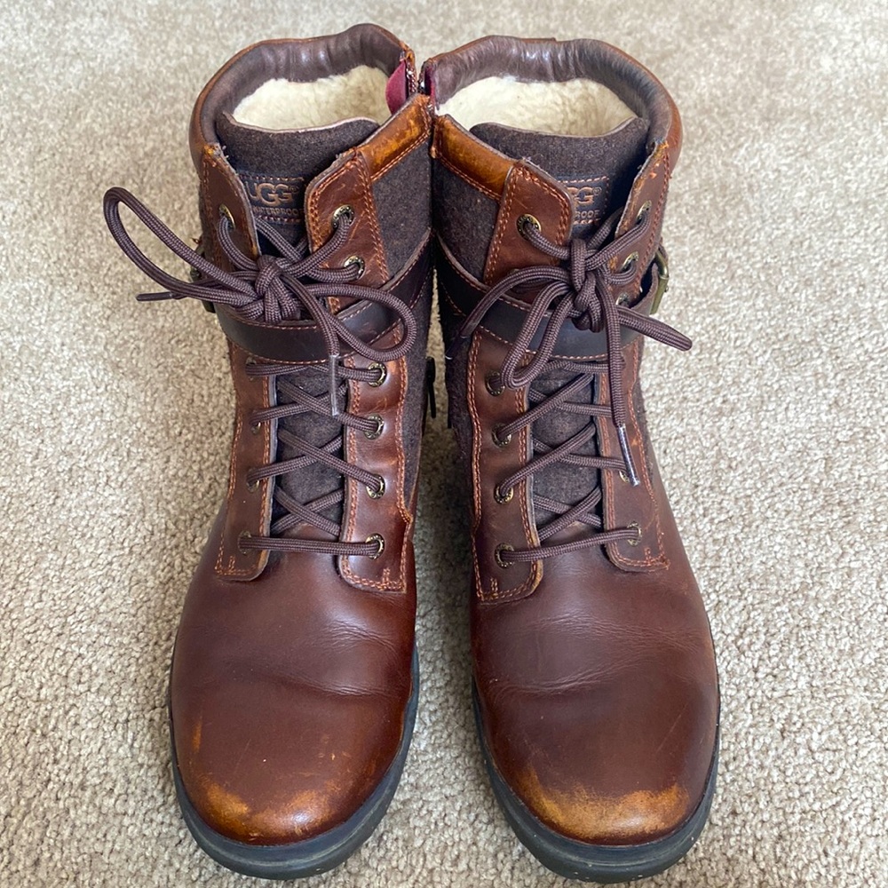 UGG leather, insulated winter boots, size 10